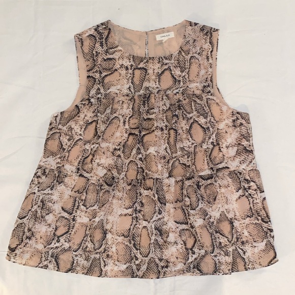 Gilli Snake Print Tiered Sleeveless Top - Picture 6 of 13